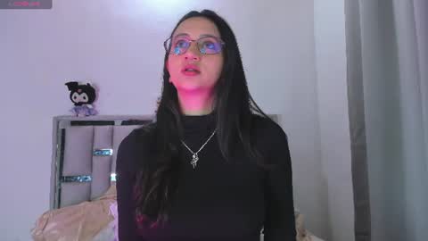 Gabby online show from August 3, 3:21 am