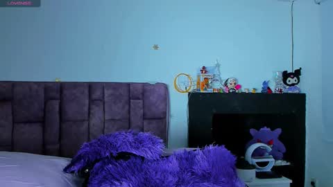 Snapshot of _gabbyx_ chatting on March 1, 9:29 am Gabby online show from March 1, 9:29 am