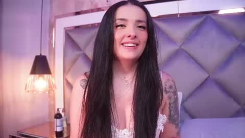 _giggy online show from June 22, 11:40 am