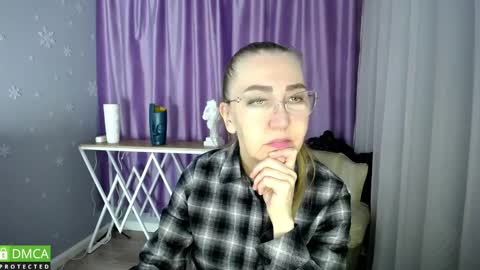 Snapshot of _greybunny_ chatting on January 26, 9:08 am _greybunny_ online show from January 26, 9:08 am