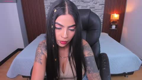 Hanna online show from May 5, 8:45 pm