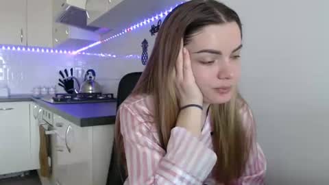 Criss4u online show from February 24, 7:53 am