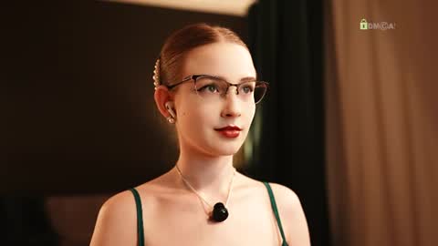 stefania stesha stef online show from July 9, 6:32 pm