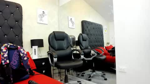 _johnson_alana online show from August 3, 12:22 pm