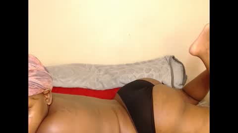 _karishma online show from February 8, 1:04 pm