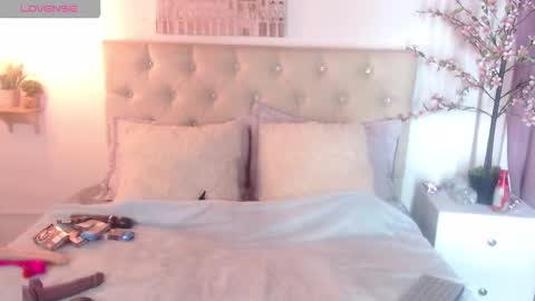 kathy online show from November 3, 6:45 pm