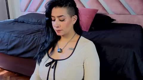 kelly online show from February 6, 1:47 pm