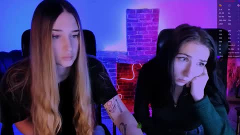 _kellykitten_ online show from February 3, 10:09 am