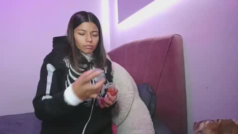 khloe sweet online show from February 3, 4:45 pm