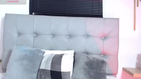 Kin online show from March 21, 6:35 pm