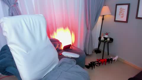 Kiraaaa 0 online show from January 31, 8:29 pm