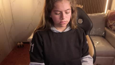 _kitten_1 online show from January 17, 3:25 am