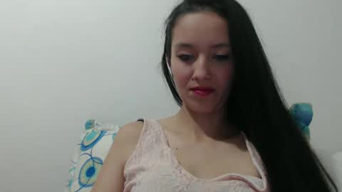 Lauren 3 online show from December 10, 5:17 am