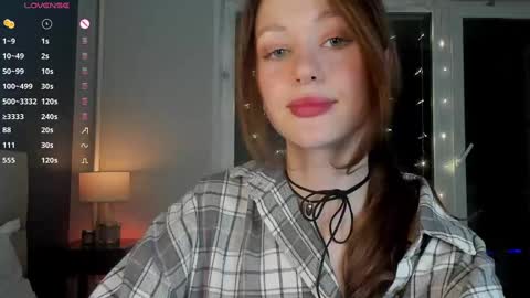 Snapshot of _leksi_ chatting on December 24, 10:28 pm leksi online show from December 24, 10:28 pm