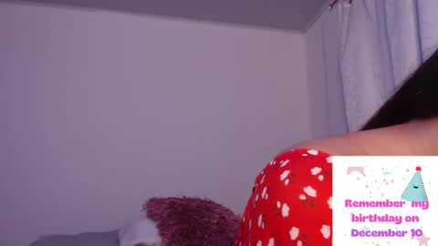 Snapshot of _leslie chatting on December 10, 11:19 pm Leslie online show from December 10, 11:19 pm