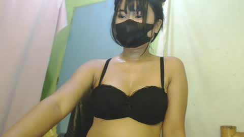 _lilies_gigi_ online show from July 8, 2:47 am