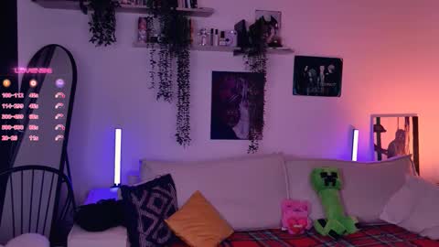 Lolly online show from November 29, 10:30 am