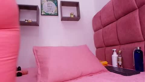 Lorrayne online show from February 28, 11:47 am