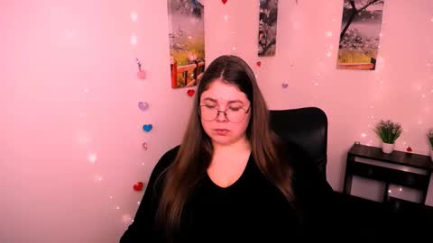 Snapshot of _lovely_mary chatting on October 24, 7:21 pm Mary online show from October 24, 7:21 pm