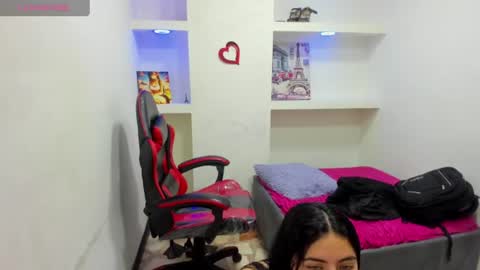 luna torres online show from July 9, 12:29 pm