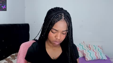 Snapshot of _marcela_22 chatting on February 25, 9:37 pm MARCELA online show from February 25, 9:37 pm