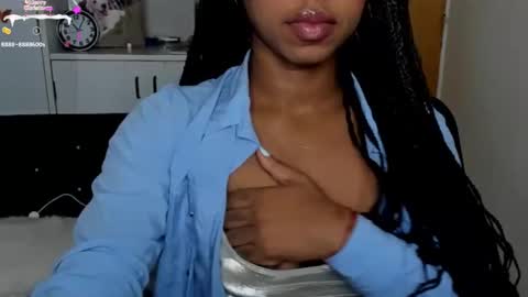 Snapshot of _marcela_22 chatting on December 6, 4:03 am MARCELA online show from December 6, 4:03 am