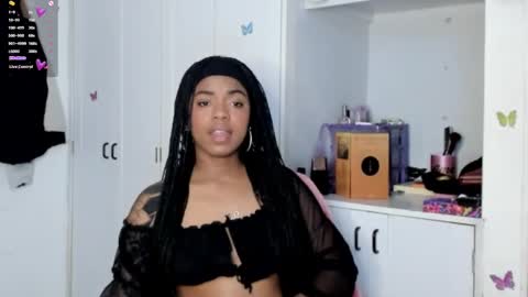 Snapshot of _marcela_22 chatting on February 8, 11:46 pm MARCELA online show from February 8, 11:46 pm