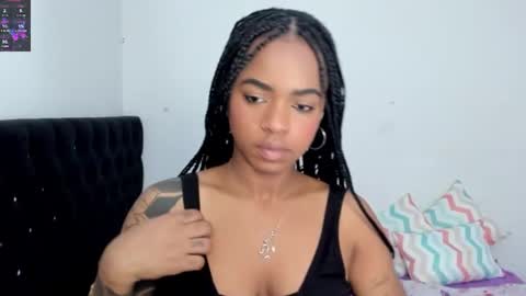 Snapshot of _marcela_22 chatting on February 26, 10:22 pm MARCELA online show from February 26, 10:22 pm