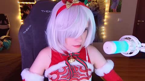 Mariko online show from December 22, 2:38 pm