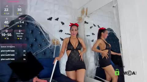 Snapshot of _mia_milf_ chatting on October 16, 4:04 am _mia_milf_ online show from October 16, 4:04 am