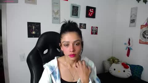 Snapshot of _miacavalli chatting on October 18, 8:54 pm _miacavalli online show from October 18, 8:54 pm