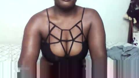 Snapshot of _michy1 chatting on October 22, 2:05 am  michy online show from October 22, 2:05 am
