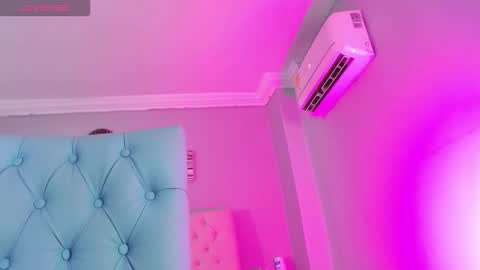 Paula online show from February 18, 11:42 am