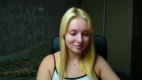 Melanie online show from December 3, 12:07 pm