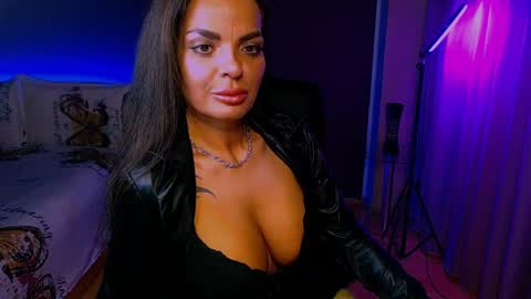 Milani online show from May 26, 5:45 pm