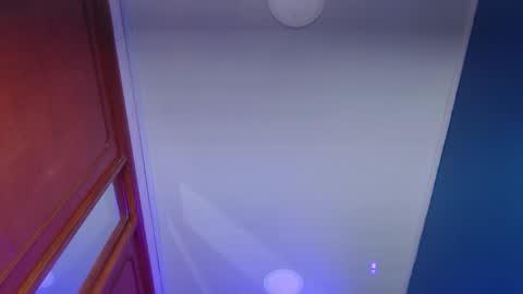 _milu23_ online show from November 19, 3:12 pm