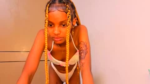 Mimi online show from April 28, 2:38 am