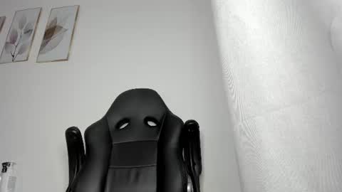 _molly_rosse_ online show from June 12, 12:13 pm