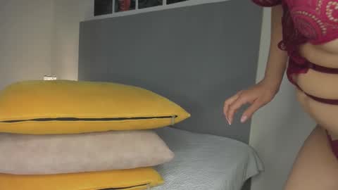 _molly_rosse_ online show from November 7, 12:44 pm