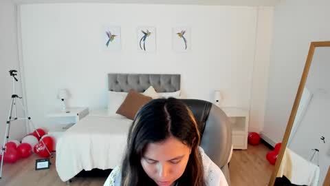 Snapshot of _natalie18_ chatting on February 18, 2:59 am Natalie online show from February 18, 2:59 am