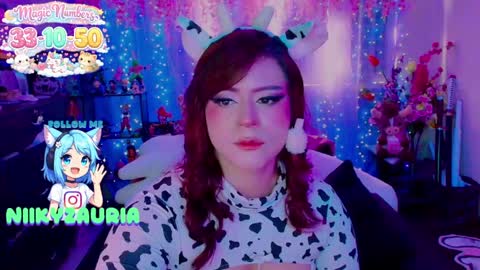 niiky online show from April 29, 5:30 pm