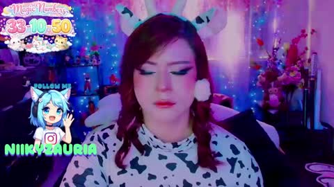 niiky online show from April 29, 4:09 pm
