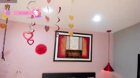 Snapshot of _nina_sweet chatting on February 15, 5:28 pm online show from February 15, 5:28 pm
