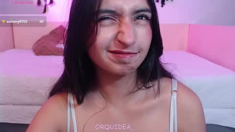 Orquidea  online show from February 13, 2:08 pm