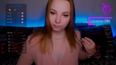 Snapshot of _pando4ka_ chatting on February 12, 8:29 pm pando4ka online show from February 12, 8:29 pm