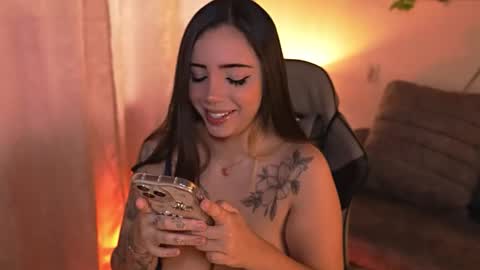 _paulah2 online show from March 6, 8:26 pm