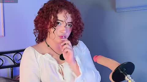 Sara online show from June 16, 7:37 pm