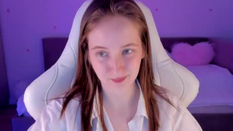 _secretelly_ online show from November 17, 11:11 am