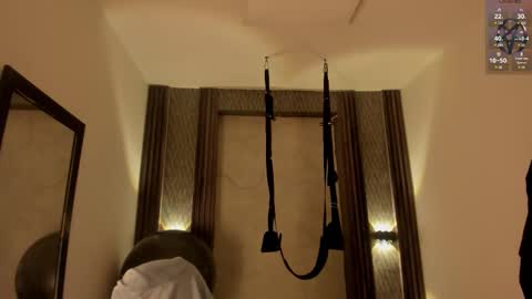 Selene online show from October 7, 4:44 pm