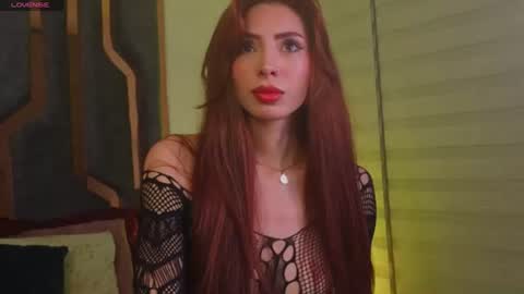 _silvia_vega_ online show from June 16, 6:14 am